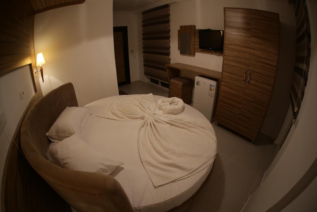 Araucaria Pension Antalya Zimmer foto