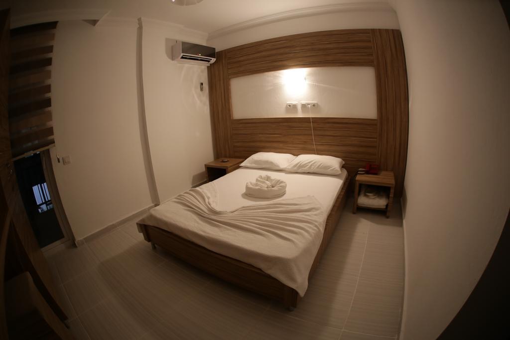 Araucaria Pension Antalya Zimmer foto